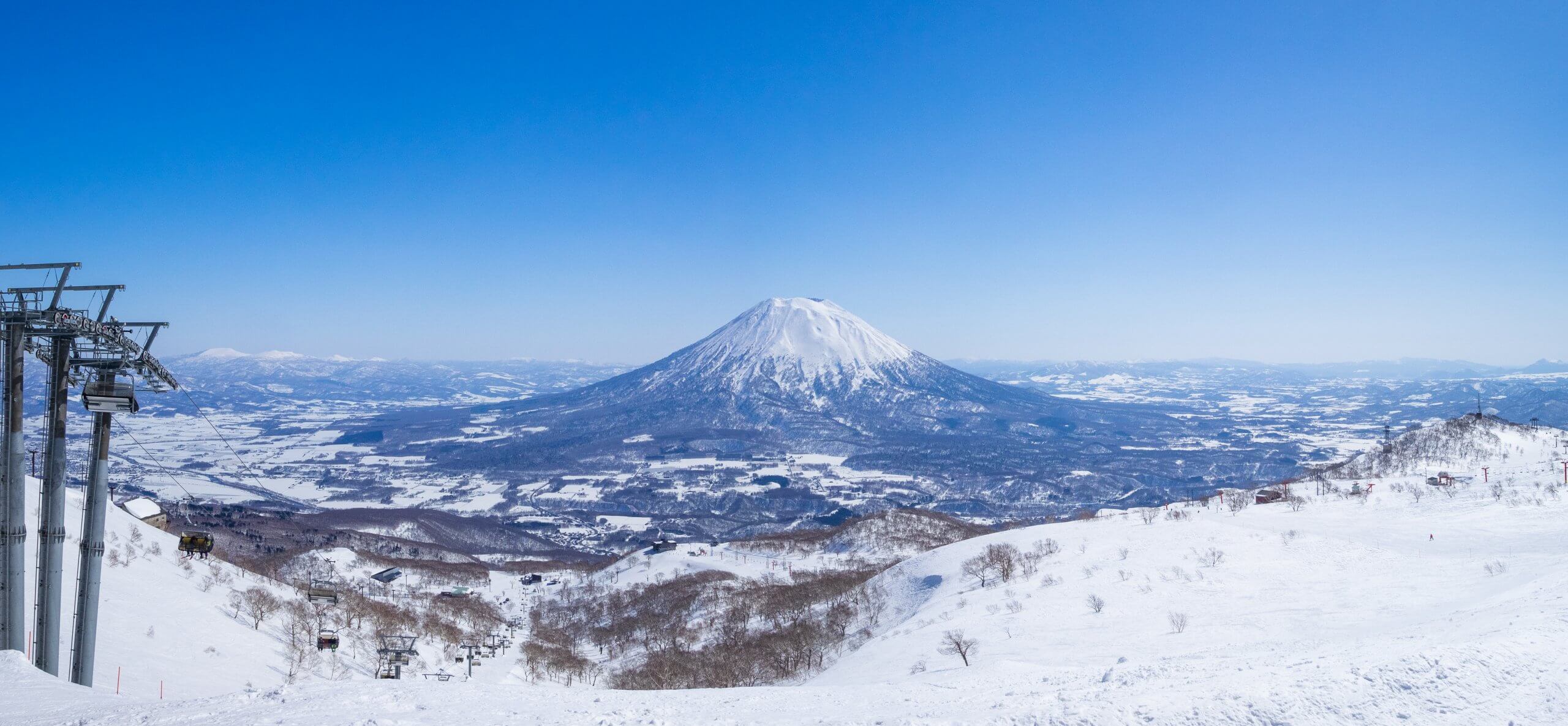 #017 北海道二世谷：全世界最棒滑雪場，遇到暴風雪誤闖混浴溫泉